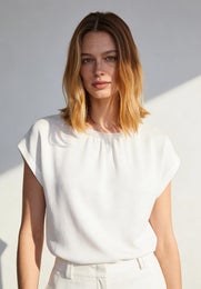 More & More Shirt With Pearls At Neckline T-Shirt 1/2 Sleeve  Naisten Toppi 61240060 0041/off white