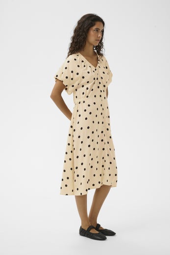 Soaked In Luxury SLArjana Balloon Dress Naisten Mekko 30409159 305003/oatmeal with black dots