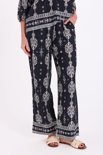 Freequent FQTilly Pants Naisten Housut 207654 black w.star off-white