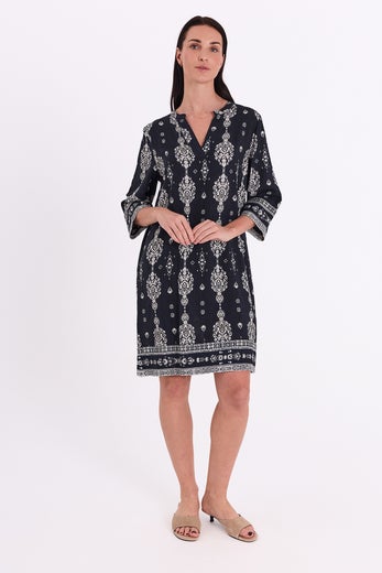 Freequent FQTilly Dress Naisten Tunikamekko 207655 black w.star off-white